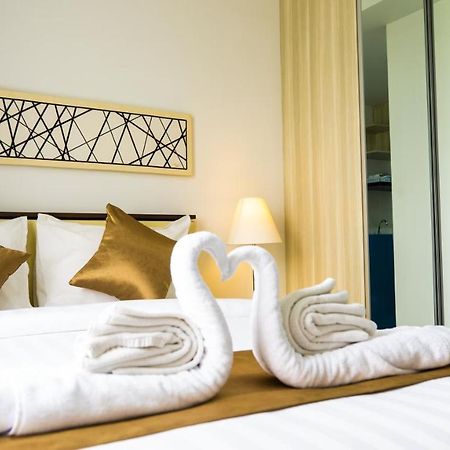 Azalea Suites Cikarang By Jayakarta Group المظهر الخارجي الصورة
